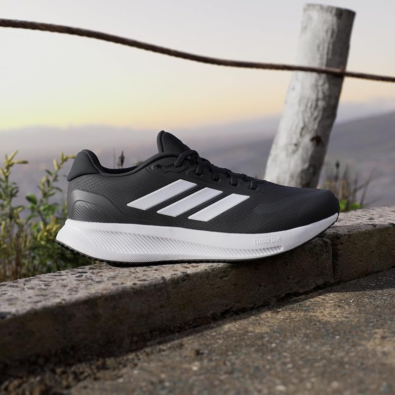Кроссовки Adidas CoreRunner 5 для бега, унисекс, взрослые, NKE45, основной черный/белый для обуви/основной черный (IH7758), Размер 26,5 см