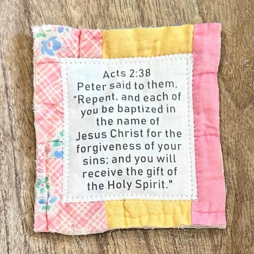 Mini Scripture Quilts,Prayer Quilt With Cross Inside,Pocket Prayer Quilt,Handmade Sew Individually Colorful Quilts Sympathy,Remembrance Christian Gift