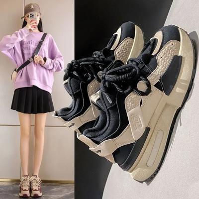 Женская обувь – Кроссовки