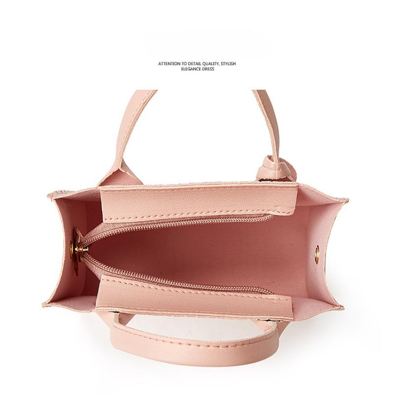 Женская сумка через плечо с крокодиловым узором и буквами корейского издания, с лейблом цвета конфет, с подвеской цвета платины