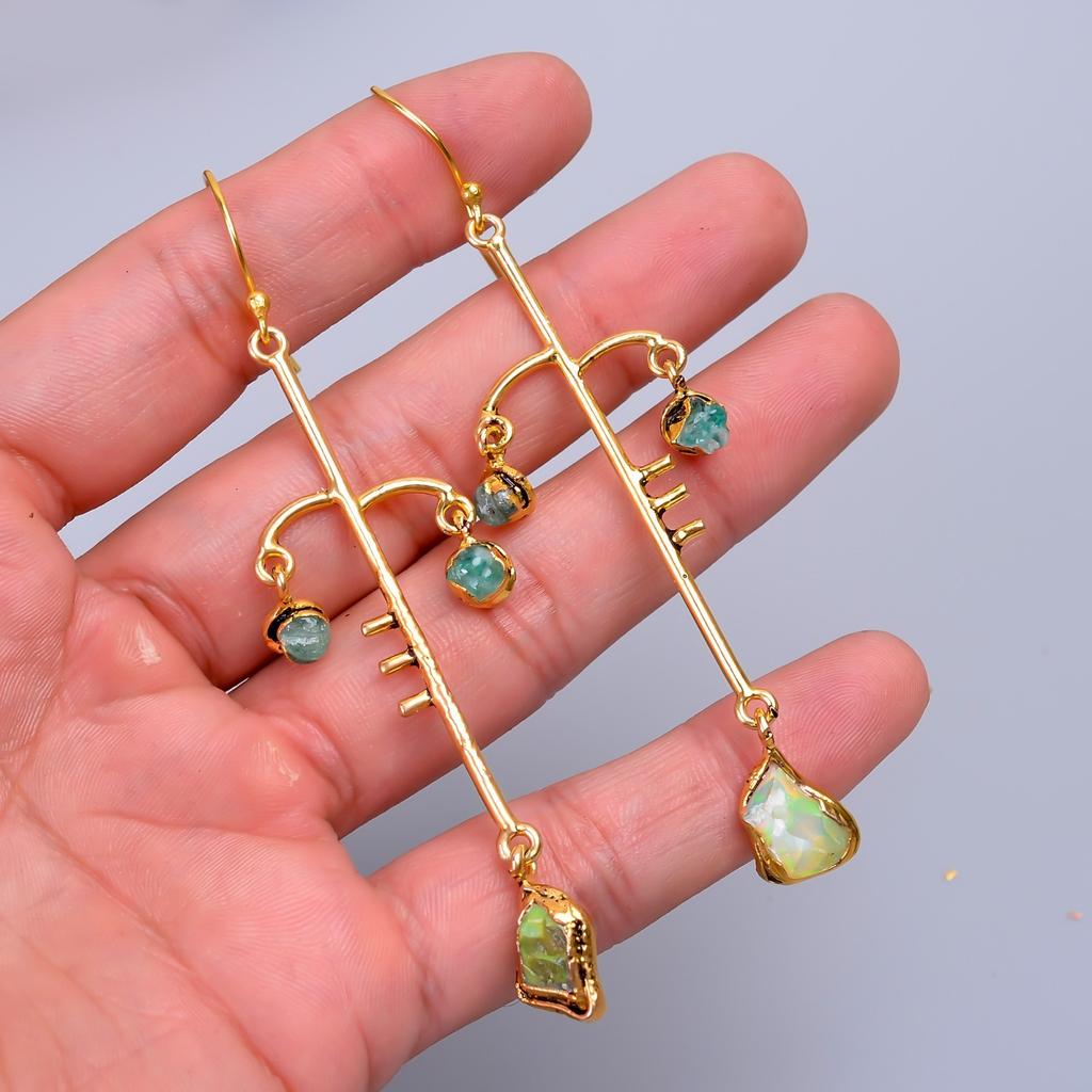 Натуральный эфиопский опал, позолоченные серьги-подвески, гальванопластика, ювелирное изделие V-72