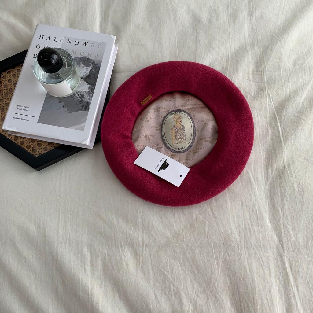 Autumn and Winter Classic Wool Beret Women's Leather Label British Retro Painter Hat Fashion