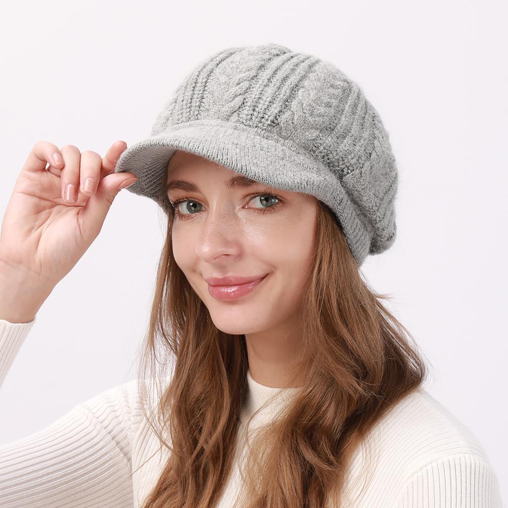 New Autumn and Winter Women's Velvet and Thickened Wool Cable Knit Cap Fashionable Warm and Cold Proof Beret Knitted Hat