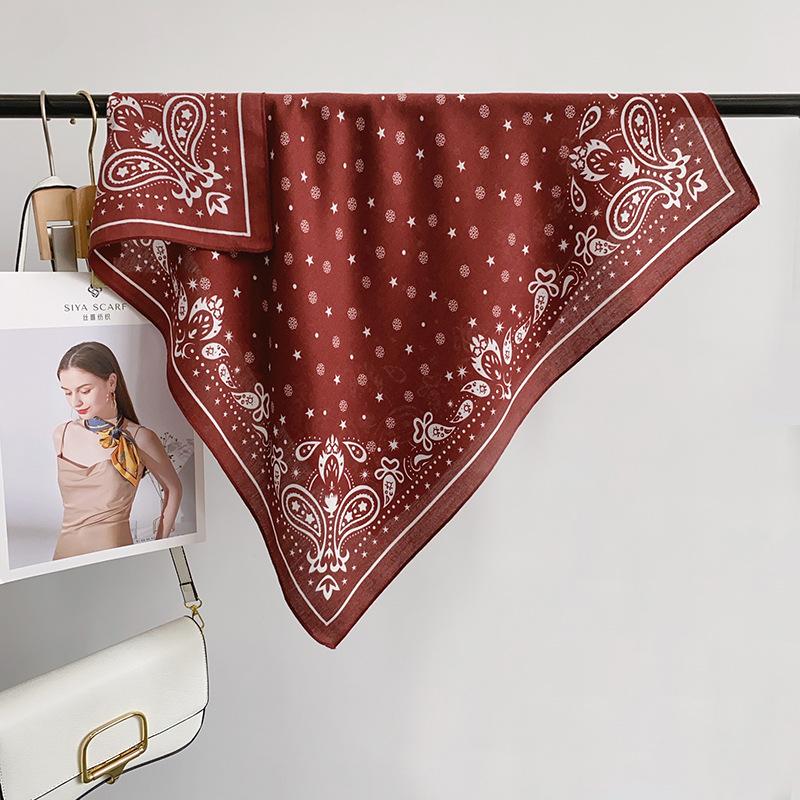 Herringbone simple printed square scarf Korean version Xiaoxiangfeng women's professional matching scarf travel photography fashionable decorative