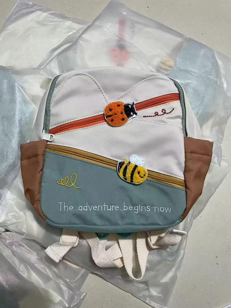 Children's 2023 Bee-Themed Backpack with Colorful Design