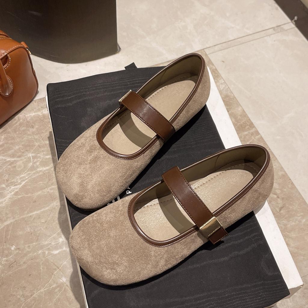 Vintage Mary Jane shoes women's flat 2025 summer new shallow mouth one-word strap with skirt single shoes soft-soled Doudou shoes