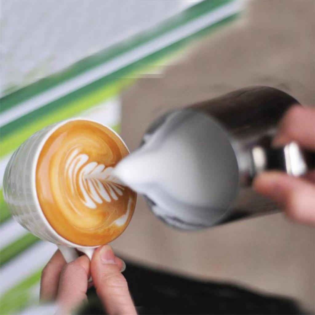 Питчер для взбивания молока 600 мл(20 унций) Питчер для взбивания молока с термометром Арт-кувшин для эспрессо-машин Латте-арт Нержавеющая сталь