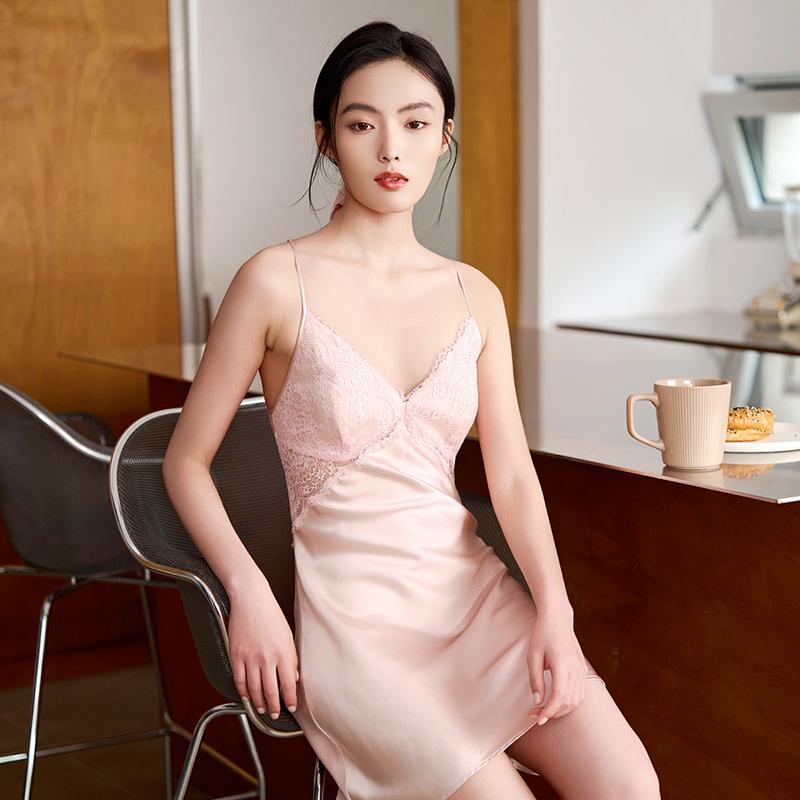 [100% Mulberry Silk] New French Romantic and Sexy Lace Strap Sleeping Skirt Women's Silk Sleepwear
