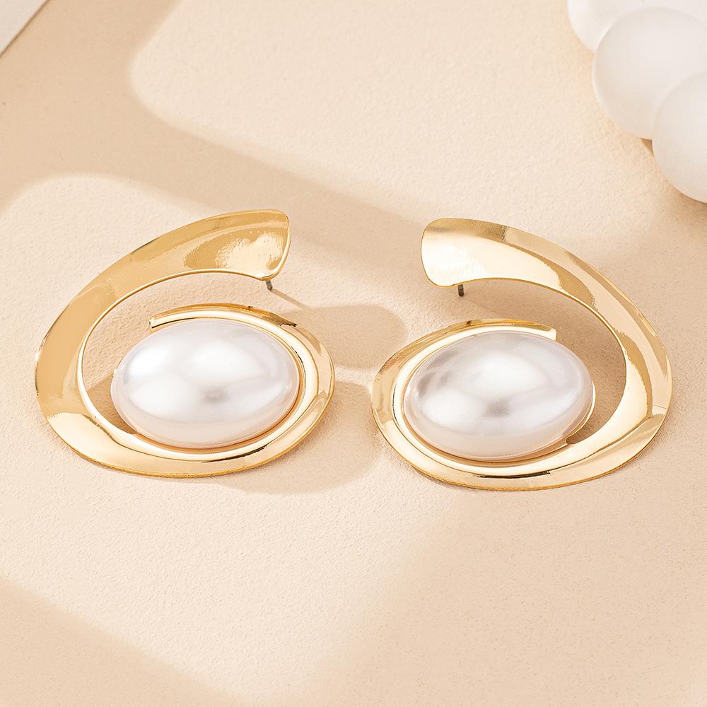 Геометрические серьги-пусеты с бирюзовым жемчугом в форме буквы C, ретро-элегантность, серьги для темпераментных женщин