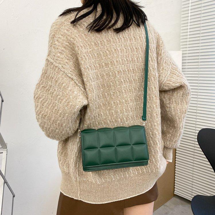 Spring New Fashion Women's Bag Korean Version Solid Color Indented Small Square Bag Magnetic Buckle Shoulder Messenger Bag Casual Small Bag