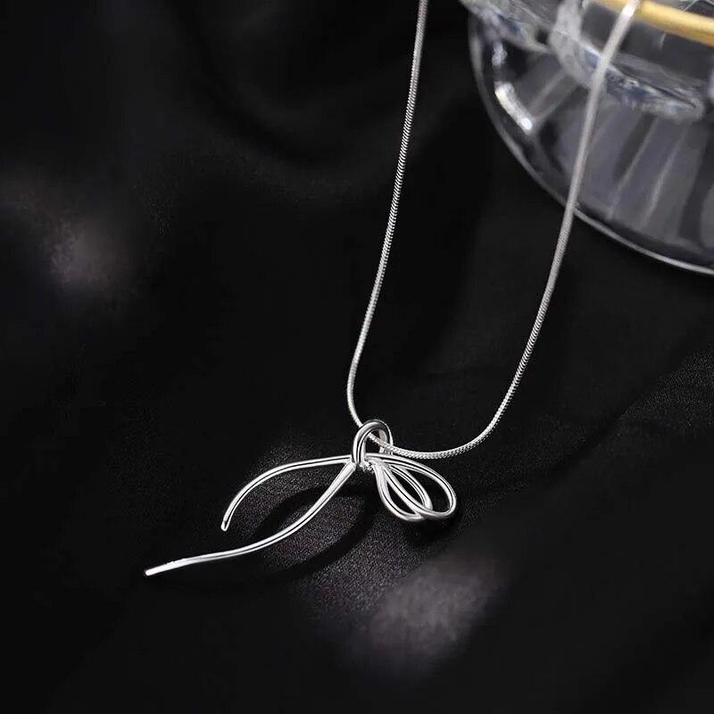 Модное серебряное ожерелье с лентой и бантом для женщин и девочек, новинка 2024 года, простая металлическая цепочка из змеиной кости, ожерелье, ювелирное изделие, подарок