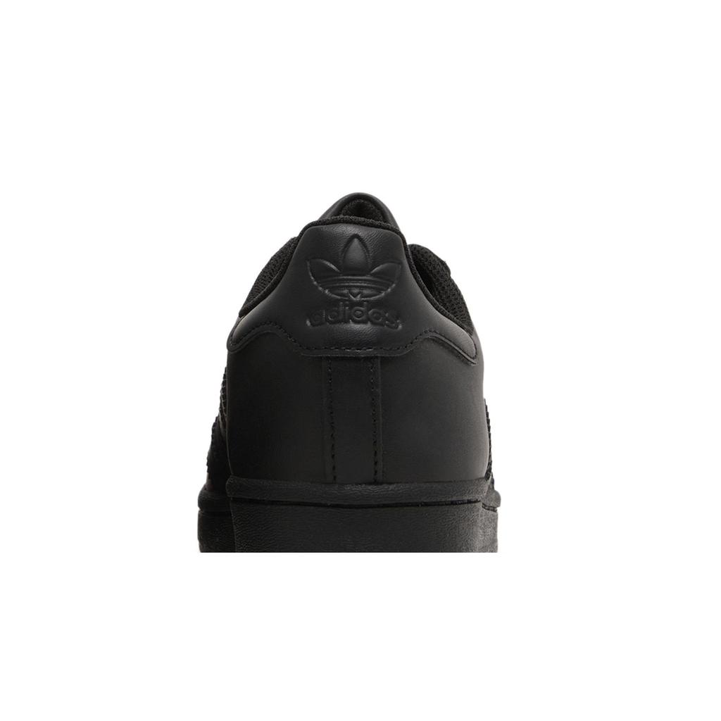 adidas Superstar 'Полностью черный' (унисекс) Черный / Черный / Черный Скейтбордистские кроссовки EG4957