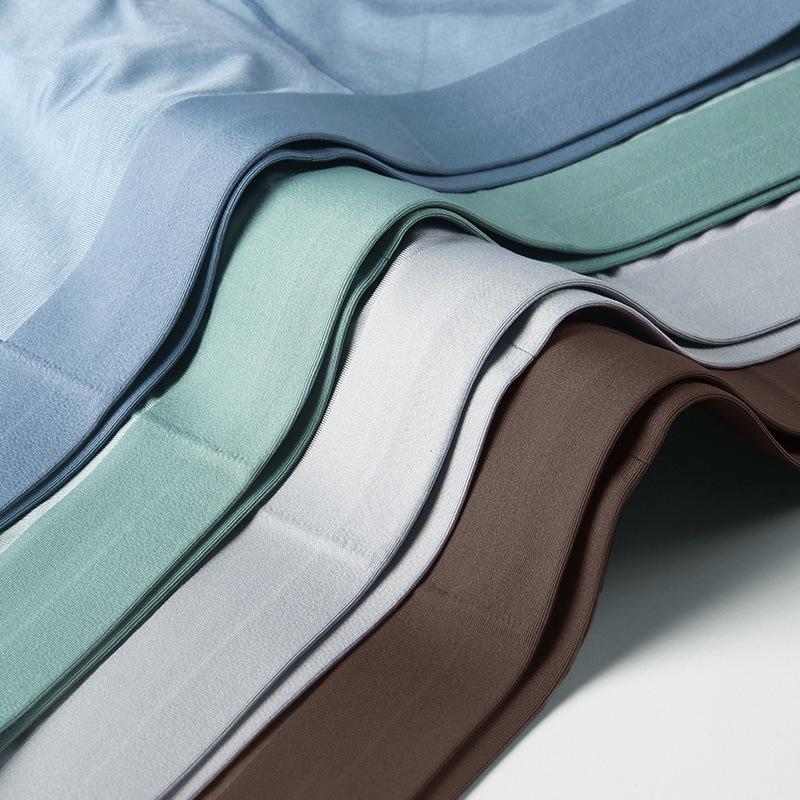 Мужские бесшовные антибактериальные трусы-боксеры из модала Graphene 5A - средняя талия, телесного цвета