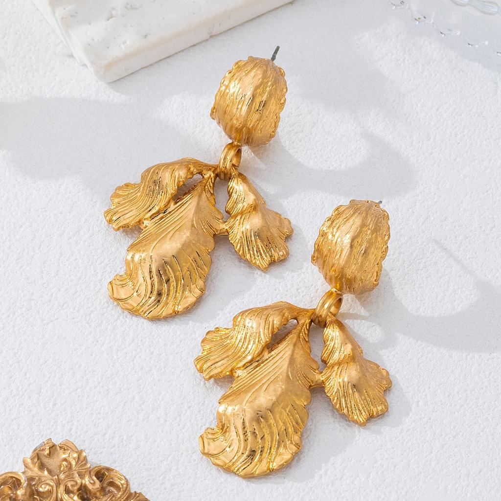 Модные серьги-подвески для женщин