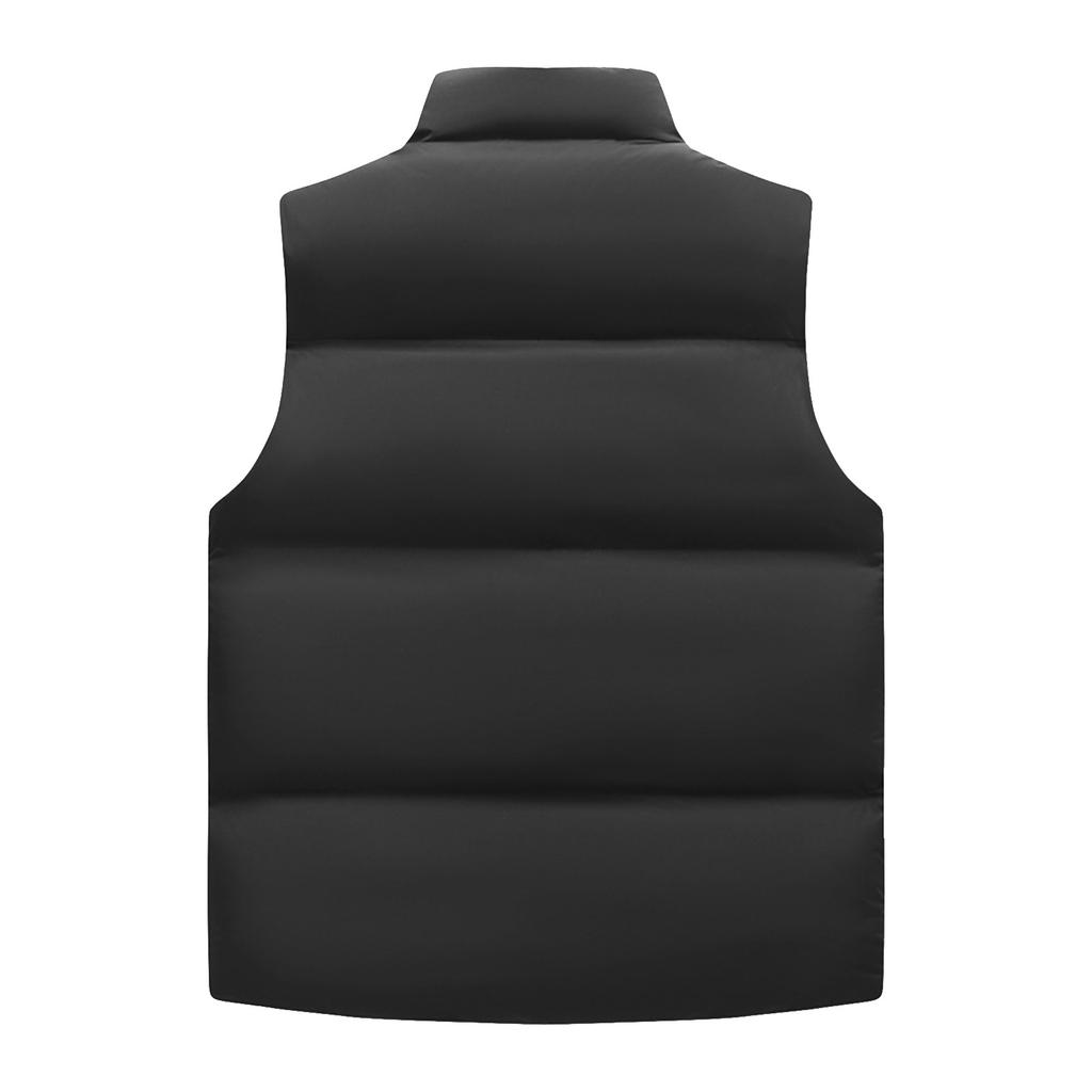 Зимний чистый воротник-стойка, пуховая хлопковая майка, облегающий крой и красивый молодой человек