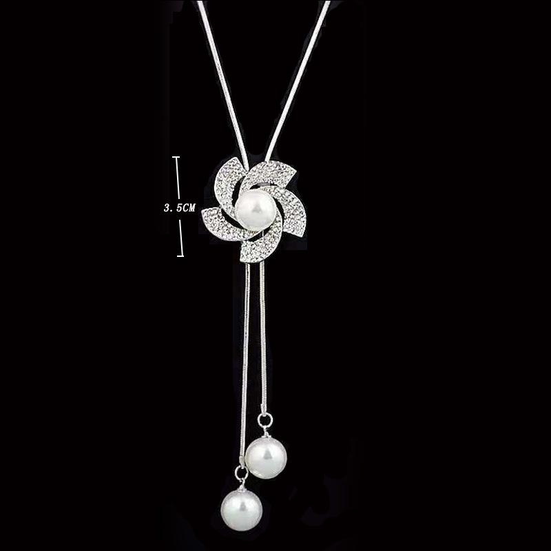 Autumn & Winter Fox Fur Women’s Sweater Necklace – Unique & Stylish Long Chain Accessory