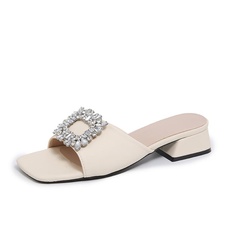 Модные женские сандалии Новые роскошные шлепанцы на плоской подошве с квадратным верхом Стразы Летняя модная обувь Женский комфорт Легкие босоножки на высоком каблуке Женские