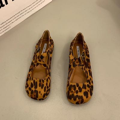 Замшевые кожаные балетки с леопардовым принтом женские туфли Мэри Джейн 2024 года, новые модные кроссовки с пряжками для отдыха, удобные балетки