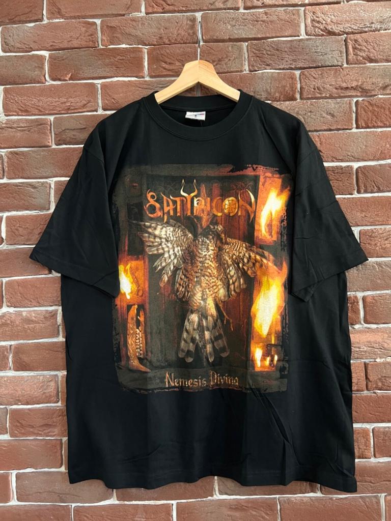 SATYRICON 1996 NEMESIS DIVINA Винтажная Черная Металлическая Группа Футболка НОВАЯ XL ЧЕРНАЯ Унисекс Футболка
