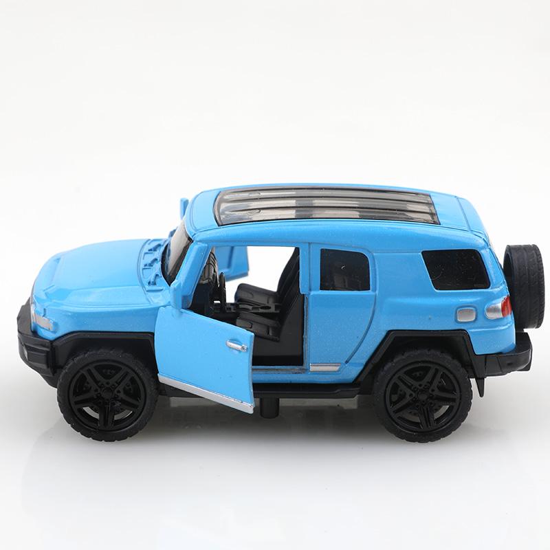 (Упакованный) 1:38 Литой модельный автомобиль Hummer, внедорожник, модель игрушки для мальчика, украшение для автомобиля, детская игрушка.