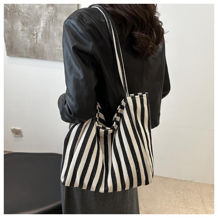 Korean Niche Shopping Bag 2025 New Tote Bag Retro Literary Shoulder Large Bag Small Fresh Striped Canvas Bag