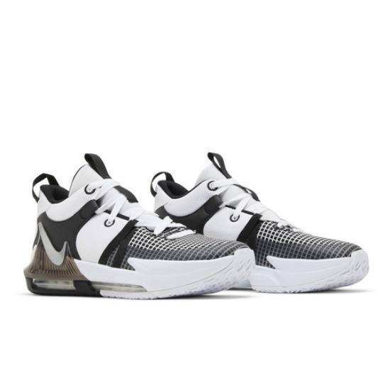 Nike LeBron Witness 7 GS 'White Black' DQ8650-100 Size