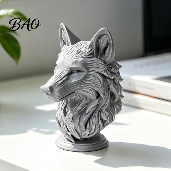 Durable Wolf Desk Ornament 3D Printed Head Figurine, Realistic Statue with Round PLA Figurine Base, Wild Animal Sculpture for Home Office Bookshelf