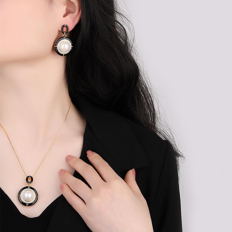 Jewelry Inlaid White Bead Inlaid Diamond Round Temperament Set 14Mm