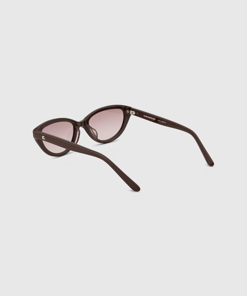 Beulluellipeonteu Delma Brown