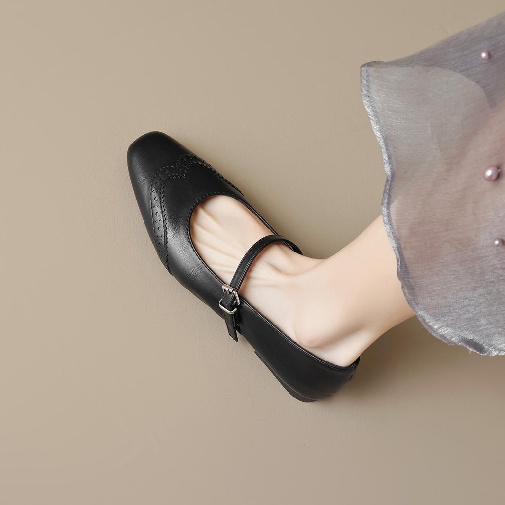 Weiwei Girl 821-1 Pointed Single Shoes Women's Flat-soled Retro Word with Mary Jane Shoes French Soft-soled Grandma Shoes