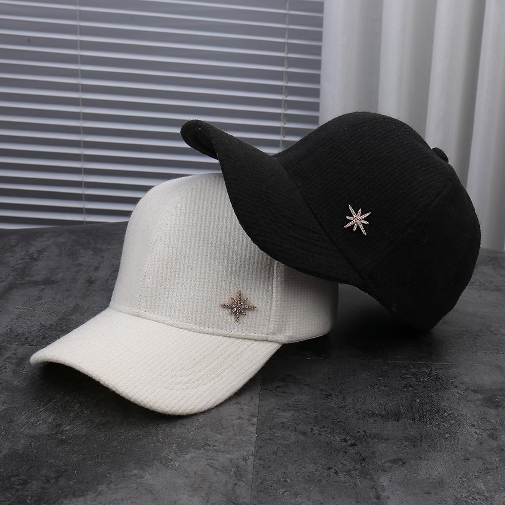Winter new fashionable solid color simple star label decorative baseball cap warm and comfortable casual sun hat
