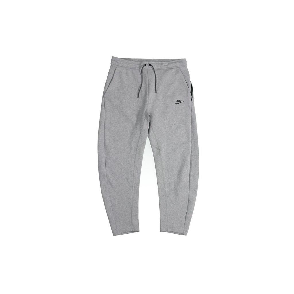 Nike Спортивные брюки Tech Fleece Стандартный крой Зауженный крой 928508-063