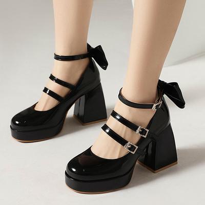 Базовые туфли-лодочки большого размера с тремя рядами маленьких пряжек и милым бантом из лакированной кожи на очень высоком толстом каблуке с мелким вырезом, летние туфли на высоком каблуке
