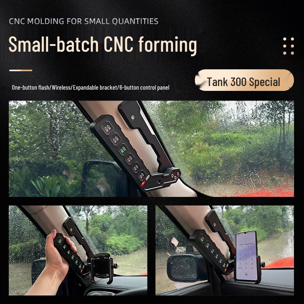 Внедорожный мод Tank 300: Поручень на стойку A с мощным светодиодным прожектором, беспроводным стробоскопом и пультом дистанционного управления.