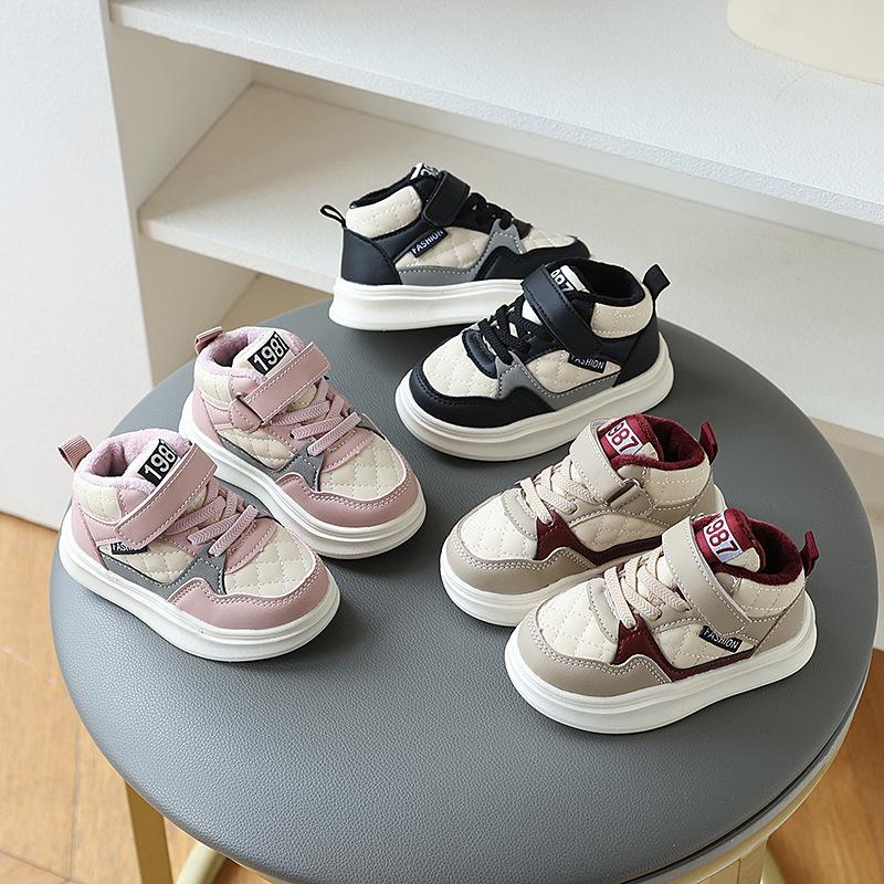 New autumn and winter children's shoes, children's sports shoes with fleece lining, girls' casual sneakers, boys' shoes, kids' loafers