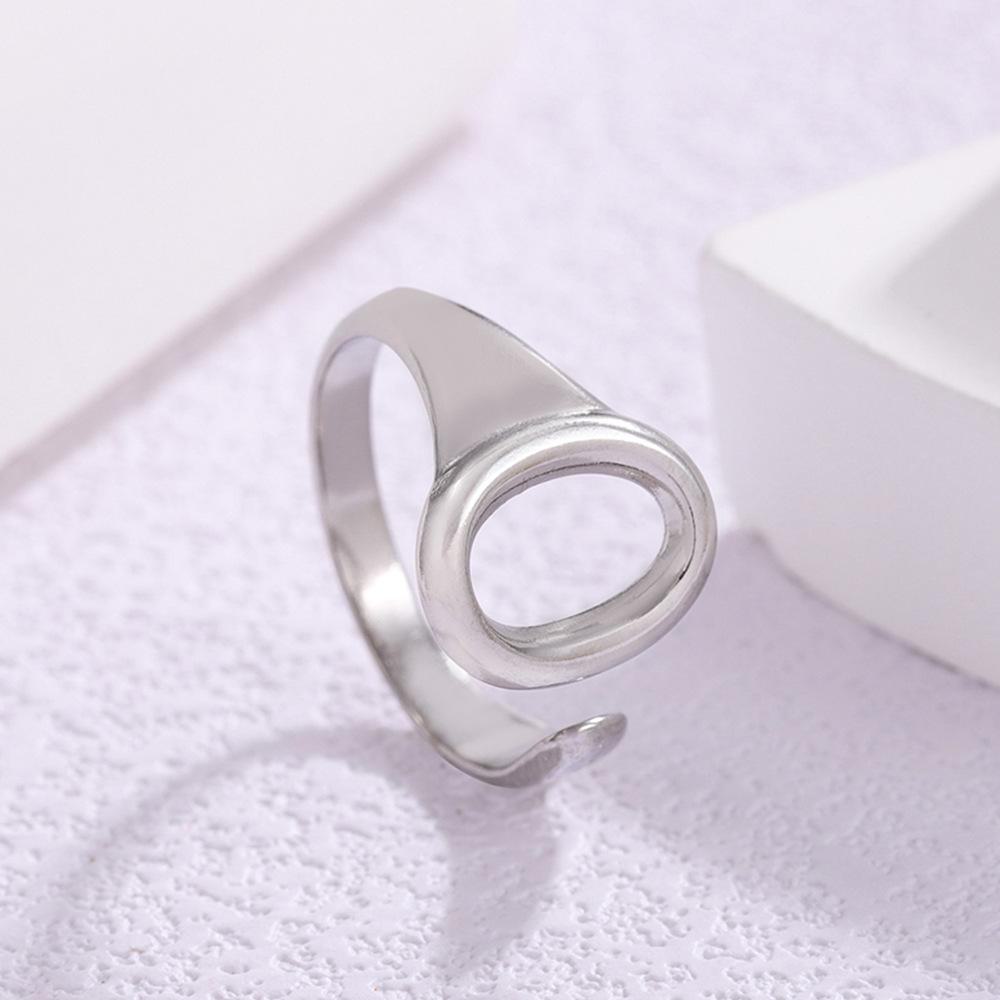 «Элегантное овальное кольцо из титановой стали — устойчивая к выцветанию позолоченная нержавеющая сталь, легкий роскошный стиль для женщин»