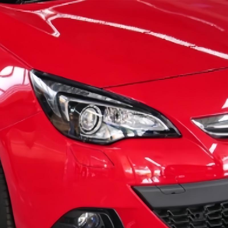 Накладка на фару Opel Astra GTC для моделей 2011-2014 гг.