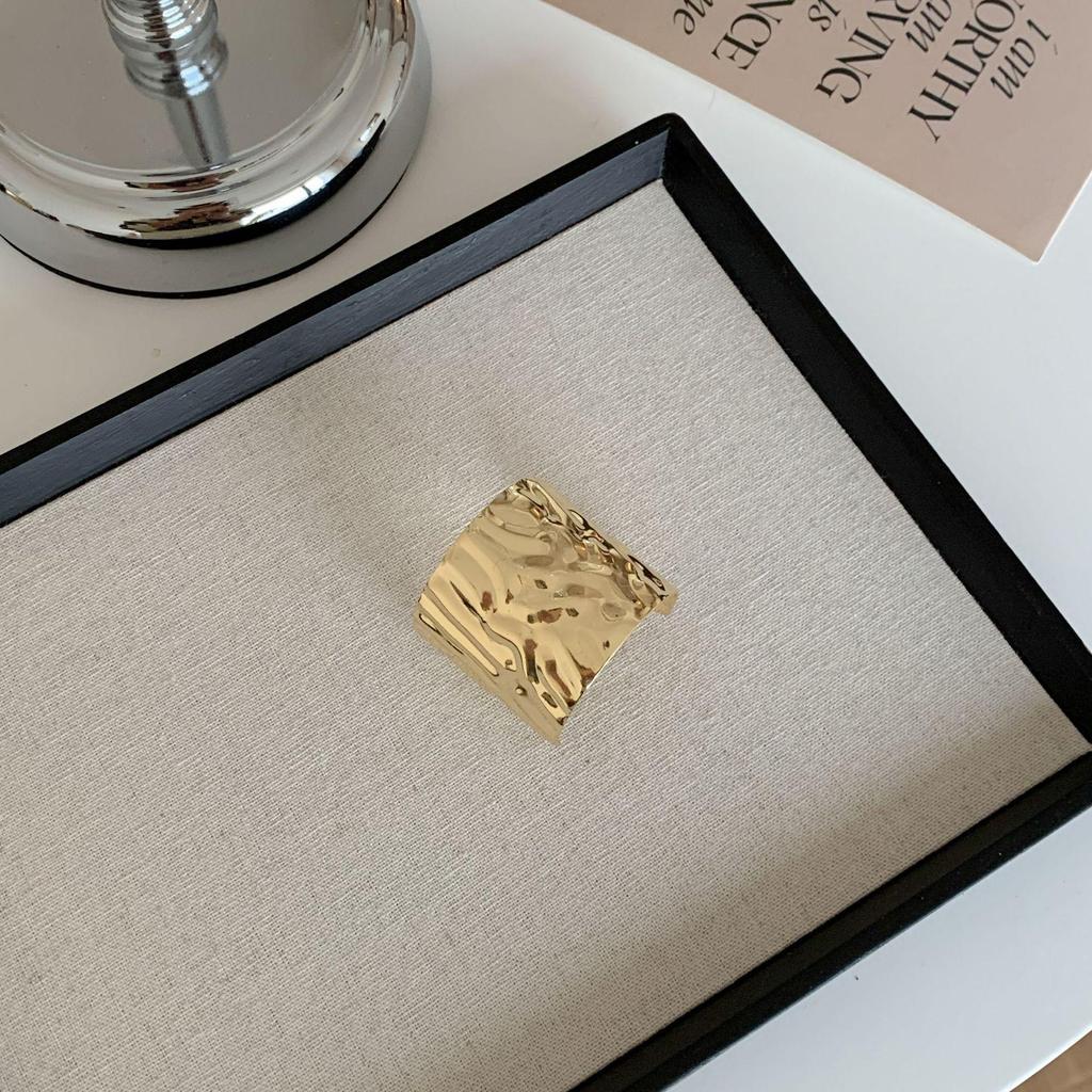 Ретро японский и корейский металлический крючок для волос: Стильная вогнуто-выпуклая заколка для низких хвостиков и украшений для волос.