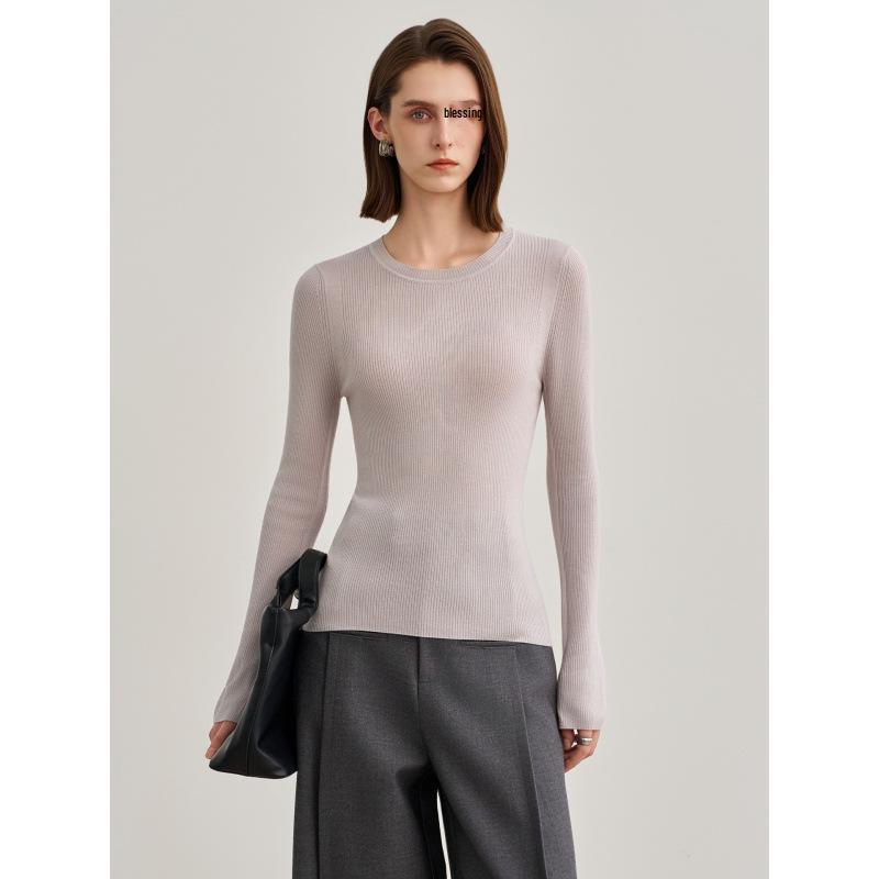 Women's Slim Fit Ribbed Wool Sweater - Round Neck, Thin and Soft Base Layer, Versatile and Close-Fitting Plush Top