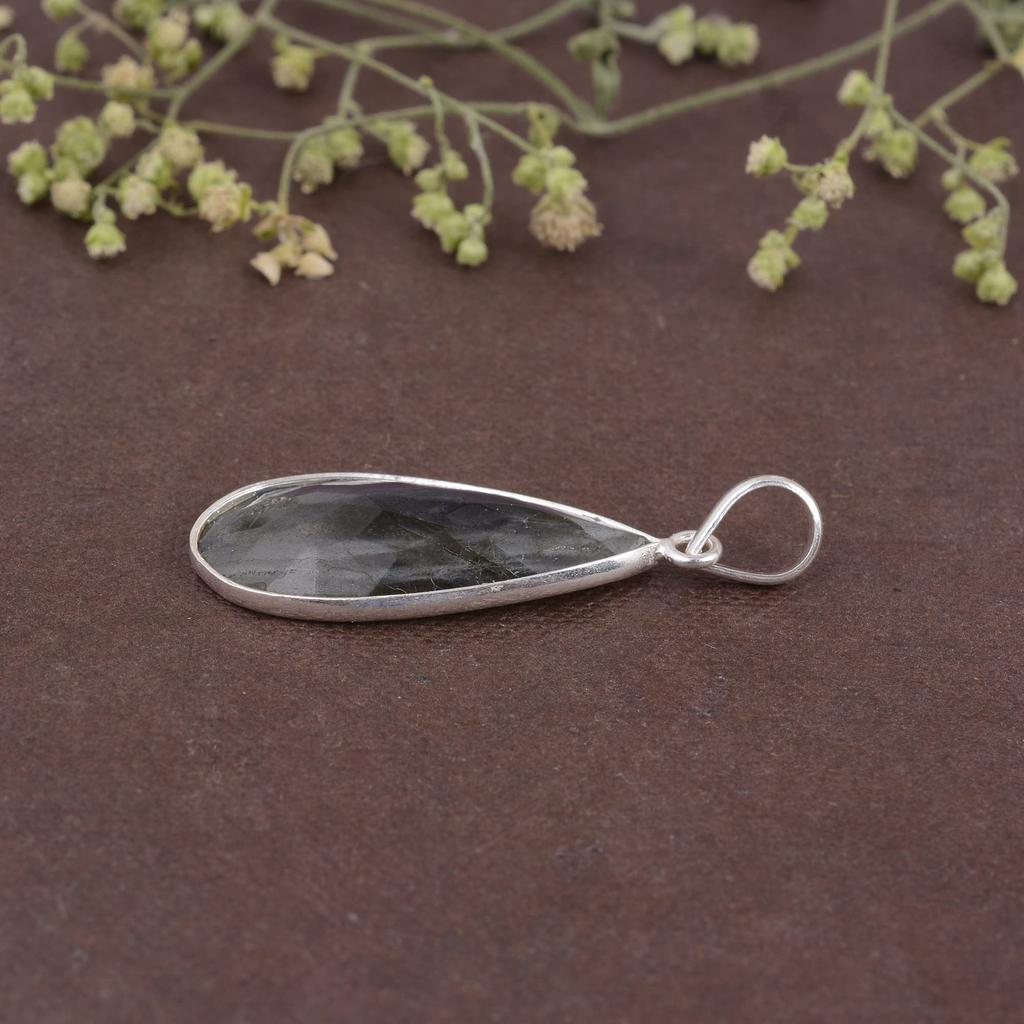 Кулон из лабрадорита грушевидной огранки из твердого серебра 925 пробы с драгоценным камнем без цепных украшений для женщин или девочек - 3,03 г