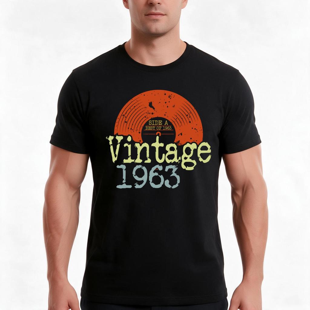 Vintage Retro Vinyl Record Born In Birthday TShirt Summer Casual Cotton Tee Oversized Streetwear Tops Cotton