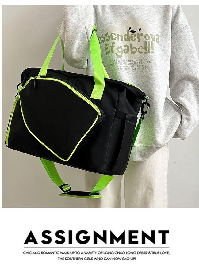 New Trendy Women's Sports & Travel Crossbody Bag: Water-Resistant, Large Capacity, Stylish, Casual Fitness Commuter Bag