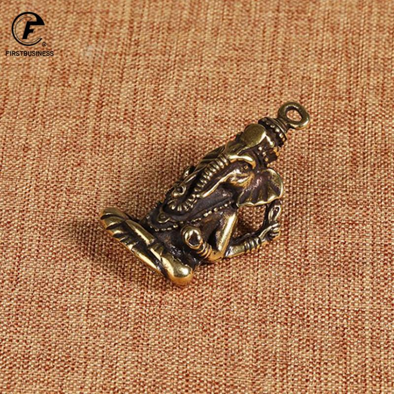 Copper Cute Animal Elephant Statue Buddha statue Keychains Desktop Decoration Ornaments Metal Brass Crafts Figurines Miniatures