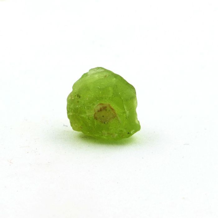 Pierres et Minéraux. Peridot. 7.20 ct. Skardu District, Baltistan, Pakistan.