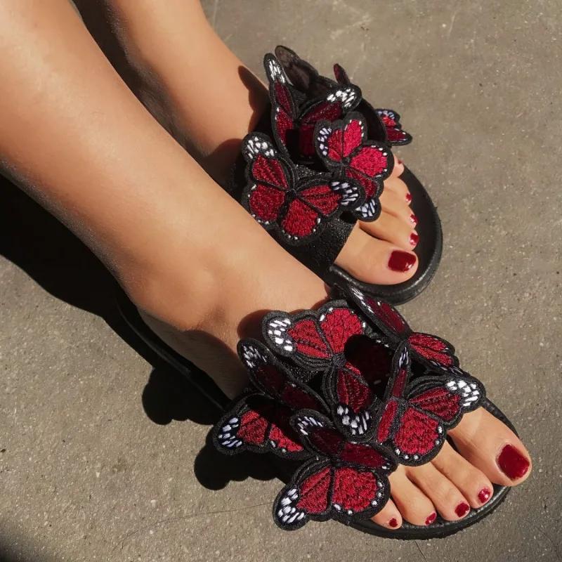 Women Retro Butterfly Slippers Summer Fashion Embroidery Lightweight Anti Slip Flat Bottom Sandal Outdoor Beach Casual Shoes