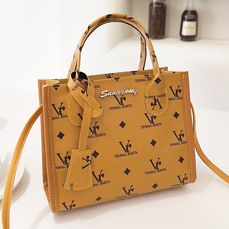 Новая маленькая квадратная сумка, женские сумки через плечо, напечатанная ПУ ручная сумка в корейском стиле, усовершенствованная универсальная трендовая женская сумка через плечо