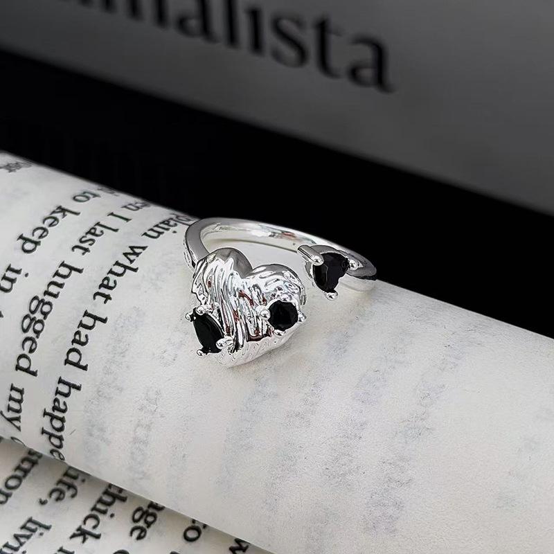 Необычная любовь Темная личность Черный циркон Летучая мышь Открытое кольцо Нишевое Панк Наборное кольцо Женщина