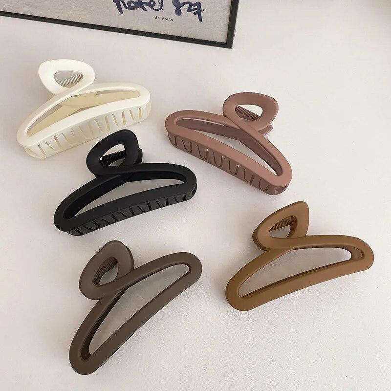 Винтажные кофейные когти для волос, модные полые заколки для волос с геометрическим рисунком, заколки для волос в виде краба и акулы, головные уборы для женщин, вечерние аксессуары для волос