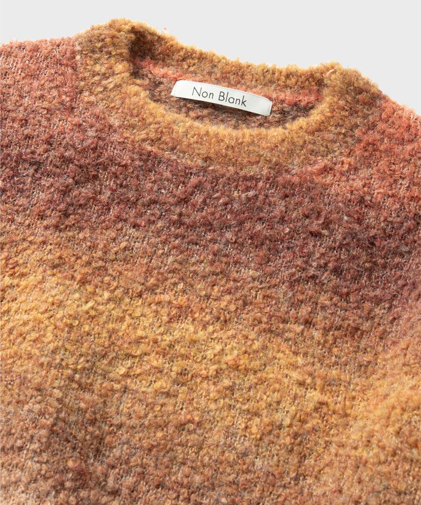 NONBLANK Gradient Round Knit_Crimson Brown