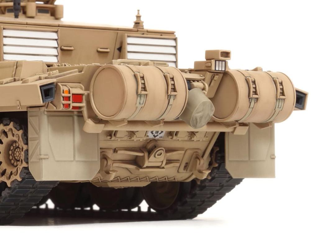 Tamiya Military Miniature Series 101 British Main Battle Tank Challenger II Iraq War Version Plastic Model Kit 32601 Molded Color 1/48 No.
